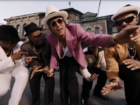 火星哥助阵mark ronson《uptown funk》mv首播